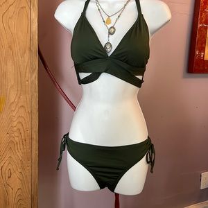 Kona sol bikini size medium